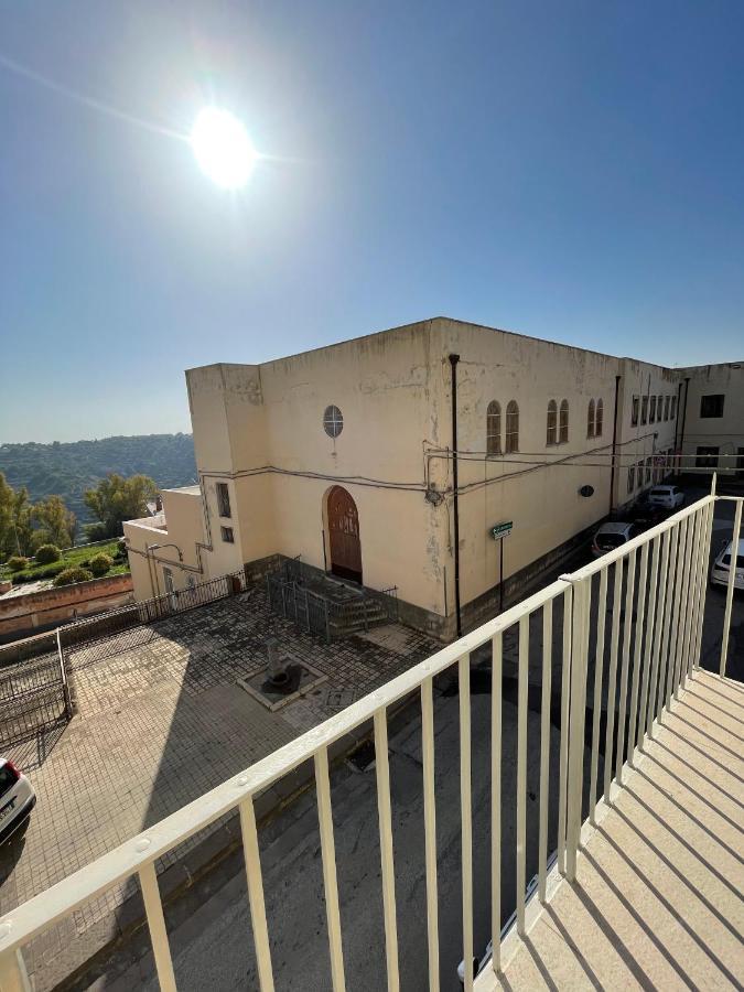 Casa Crispi Hotel Noto Ngoại thất bức ảnh