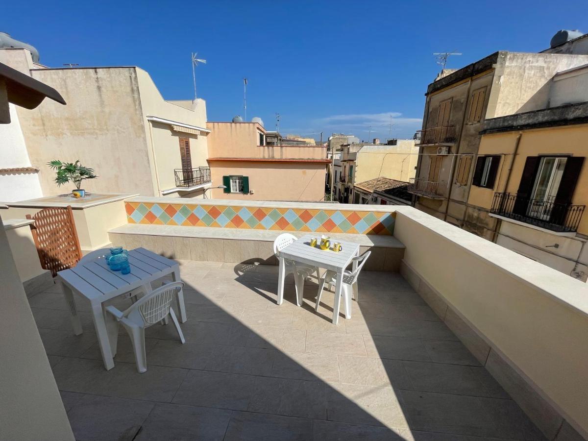Casa Crispi Hotel Noto Ngoại thất bức ảnh