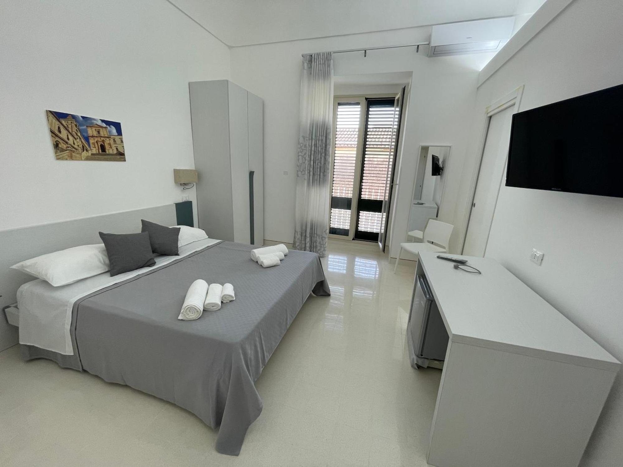 Casa Crispi Hotel Noto Ngoại thất bức ảnh